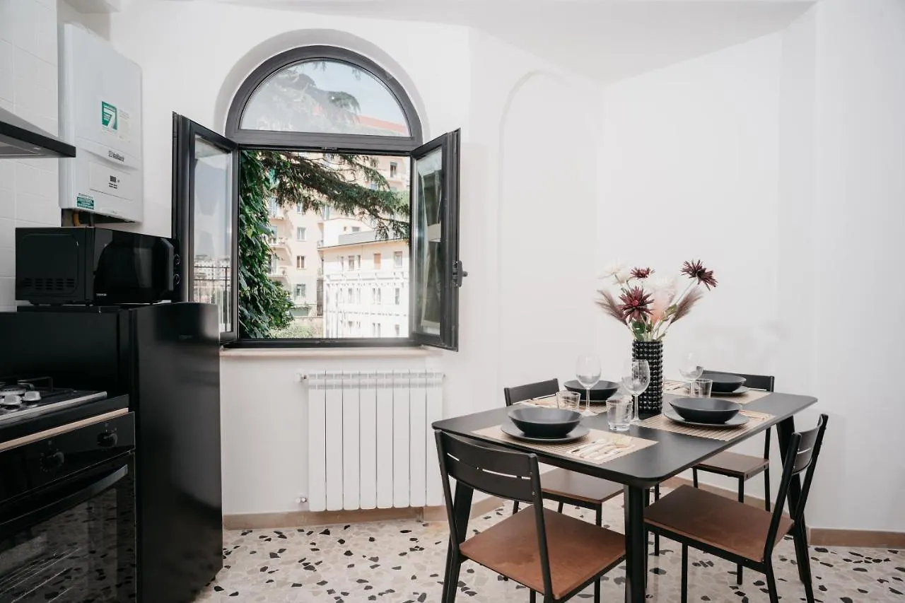 Aparthotel Il Cortile By Vista Napoli Neapol