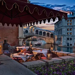 Al Ponte Antico 4*, Венеция Италия