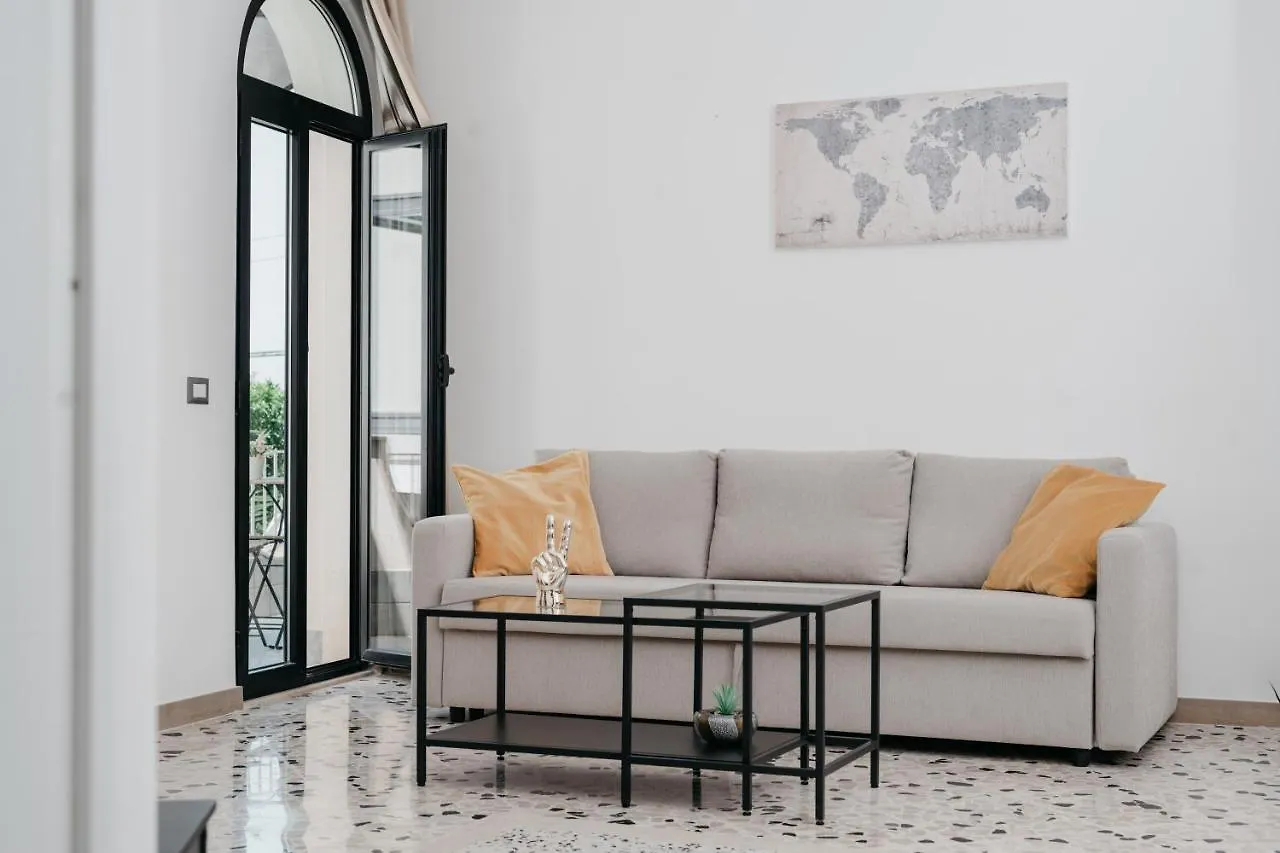 Апарт отель Il Cortile By Vista Napoli 0*, Неаполь Италия