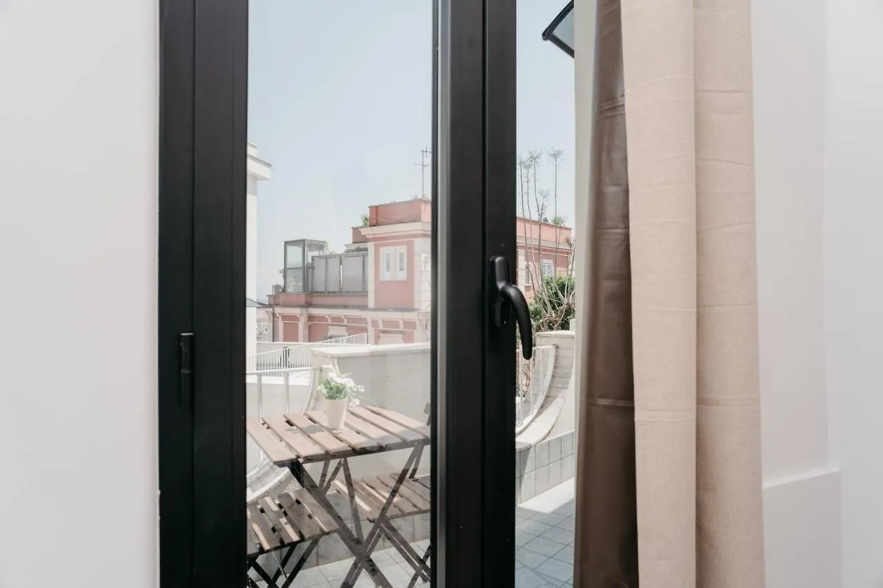 Апарт-отель Апарт отель Il Cortile By Vista Napoli Италия