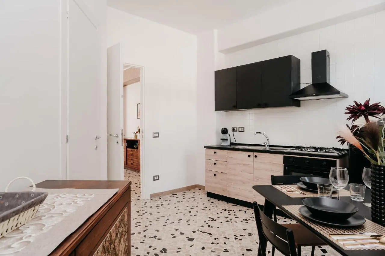 Il Cortile By Vista Napoli Aparthotel Naples