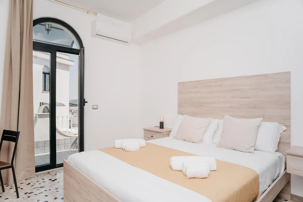 Aparthotel Il Cortile By Vista Napoli Italy